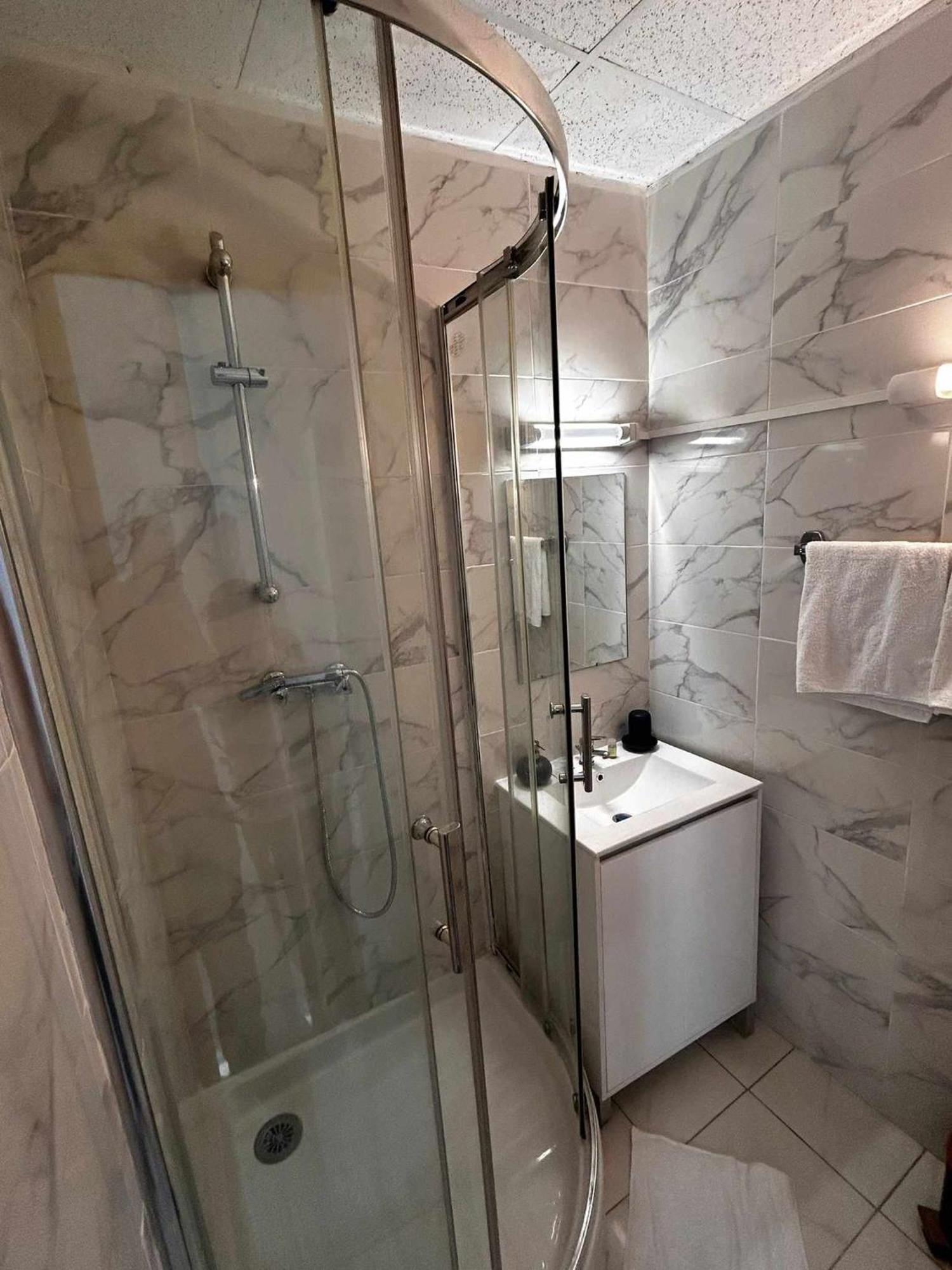 Hotel Du Champs De Mars Béziers Dış mekan fotoğraf