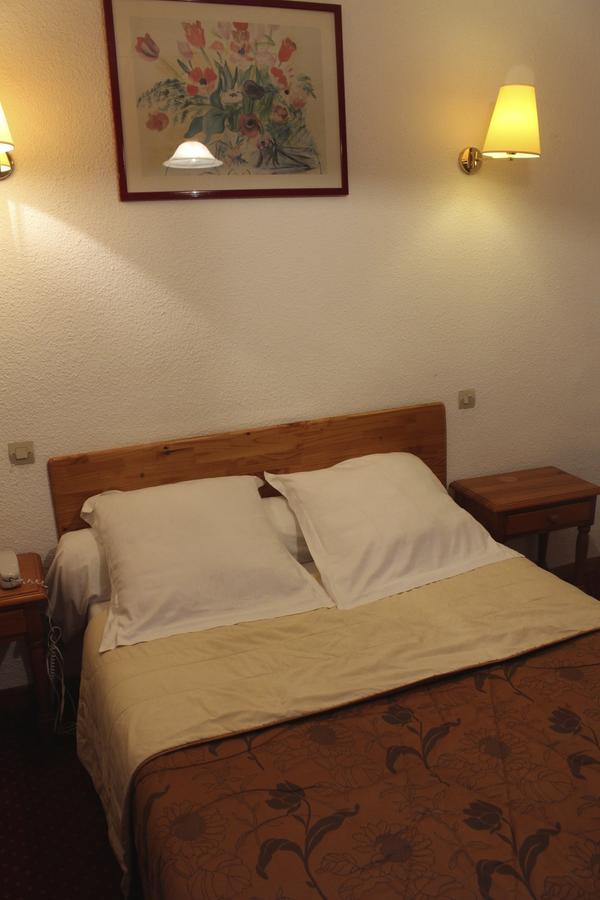 Hotel Du Champs De Mars Béziers Dış mekan fotoğraf